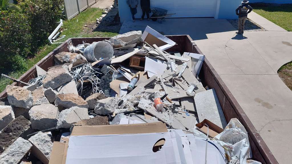Drop N' Go Disposal project photo 15